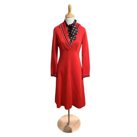 Vintage 1970s R&K Originals Knit Dress - Picture 2 of 10